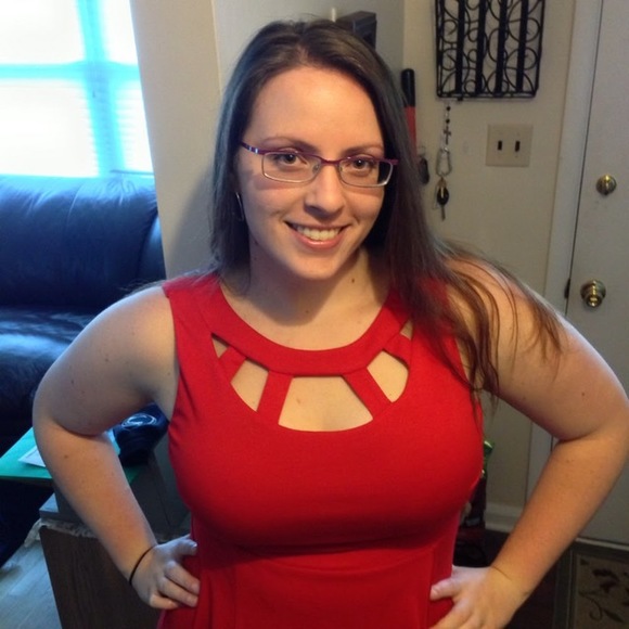 Meet your Posher, Stephanie - Picture 1 of 1